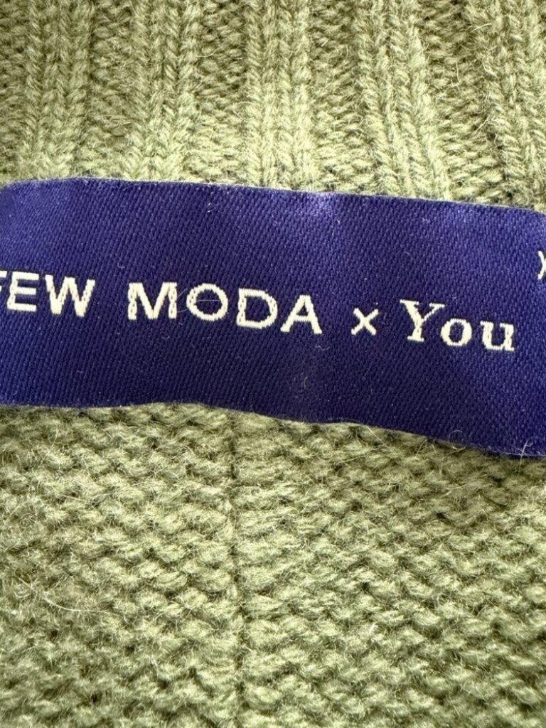 Few Moda Margie Cashmere Sweater Similar To The Row Ophelia Clover — image 7 of 8
